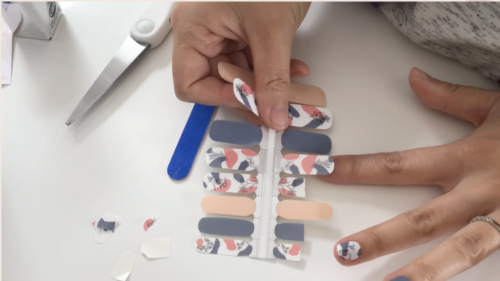 Sizing Nail Wraps