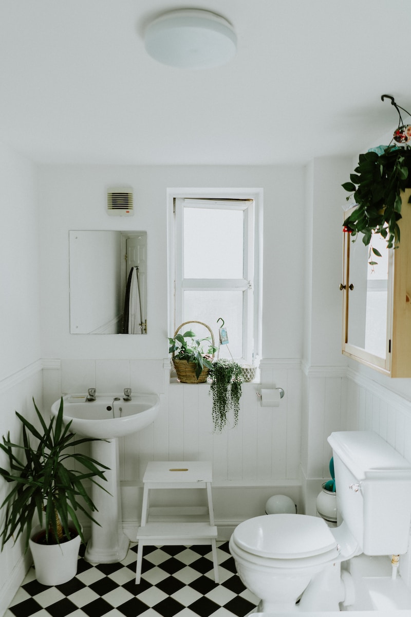 How to achieve a Clutter-Free Bathroom